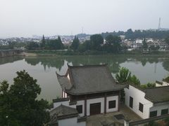 -披云山庄