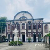 成都有家教堂里的咖啡店