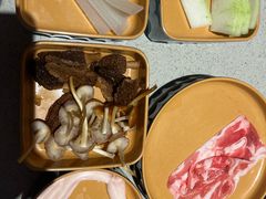 -海底捞大排档火锅(悦荟广场店)