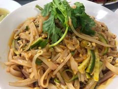 -YI PIN JU 一品居中餐厅 中国超市