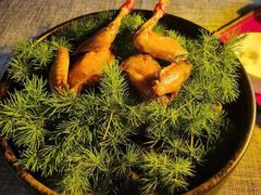 -弦月窗LUNETTE BY AMANDA(复兴路店)