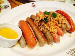 -皇冠自酿啤酒坊(中国红街5号楼店)