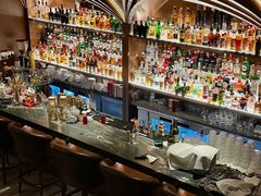 -Mogul Eatery·大亨餐酒馆