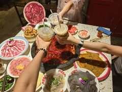 -红九格老火锅(三峡广场店)