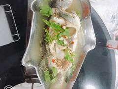 -光海鲜鱼翅餐厅(叻差拉披色路店)