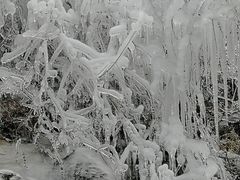 -大平台龙居瀑布旅游区