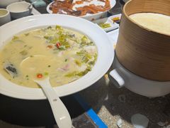 -瓦国小镇·果木烤鸭·融合菜(西口店)