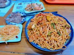 -伊穆祥牛肉面总店·清真