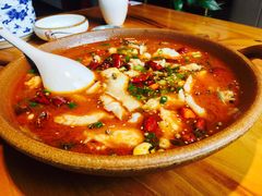 -东家小院金汤酸菜鱼(南阳路店)