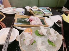 -得意咚瓜·顺德鱼生·冬瓜火锅(深圳首店)