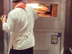 -城市大道红炉披萨烘焙坊