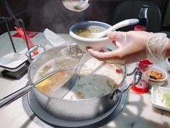 -左庭右院鲜牛肉火锅(浦江欢乐颂店)