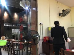 等位区-农汤老店(顺联公园里店)