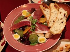 西班牙火腿菠菜沙拉-BROWNSTONE布朗石西班牙餐厅(富城店)