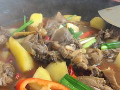 特色焖农家鸭-顺德公美食(西乡店)