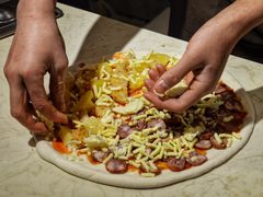 Lava佛伦萨黑椒秘制烤肠披萨-盘炉forenza·云贵川融合小食堂 ( 钟楼中柳巷店)