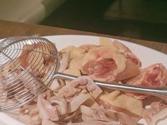 -尚尚仙·酸汤猪手·猪肚鸡火锅(华联万柳购物中心店)