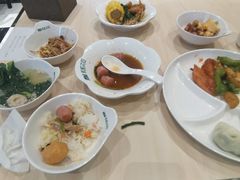 -梦航彩虹之约自助餐厅(华府天地店)