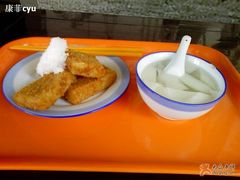炸鲜奶和杏仁豆腐-奶酪魏(牛街总店)