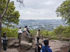 -灵岩山风景区