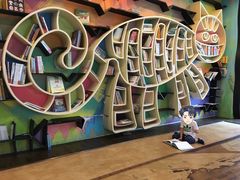 -钟书阁(松江泰晤士小镇店)