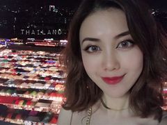 -席娜卡琳火车铁道夜市