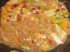 -哈尔滨烧烤·山河村铁锅炖(交大店)