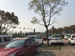 -野生动物园-停车场