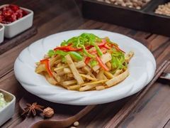 -天乐农家鱼头王(天目湖店)