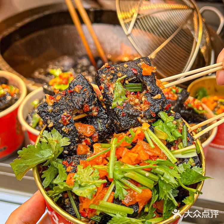 太正了～长沙三宝真的是来长沙bi吃！