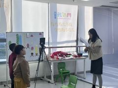 -蓝话筒·少儿成人演讲口才·主持朗诵·戏剧表演(大华第一坊店)