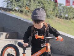 -八爪矩阵极限运动馆·儿童平衡车·感统训练(南海子公园校区)