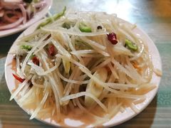 -关山牧场王师烤全羊