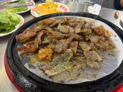 -哈哈碳都·牛肋条无限自助烤肉(宝龙店)