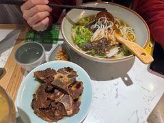 -百春原湖南牛肉粉(百联世纪店)
