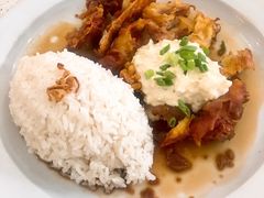 -Nadeje(Plaza Mahkota)