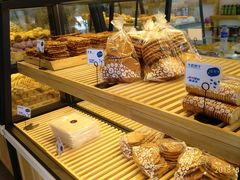 -聚利来食品(南戴河店)