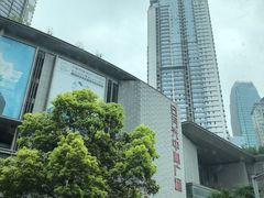-日月光中心广场