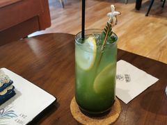 -ZING COFFEE 镜咖啡