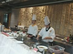 -小天鹅戴斯酒店鲸鲨百汇创作料理