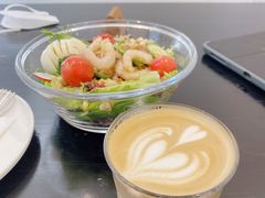 美洲鲜虾牛油果沙拉-Willing·Coffee&Brunch&Dinner(万达店)