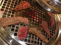 牛小排-不倒翁炭火烧肉(永安里店)