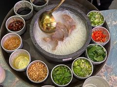 -浩海火燒雲傣家菜(芮欧百货店)