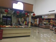 -窦店服务区-停车场