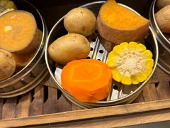 -亮马河饭店翠雅咖啡厅