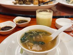 -榕树下海鲜馆(坪山路店)