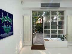 -胶囊画廊