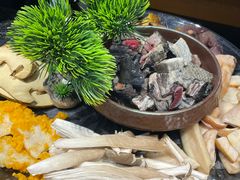 -一善菌·云南菌汤·云南菜(银泰城店)
