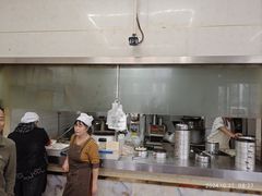 -罗卜李包子羊肉汤