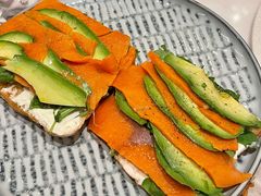 三文鱼牛油果-IL TEATRO 精品意大利餐厅